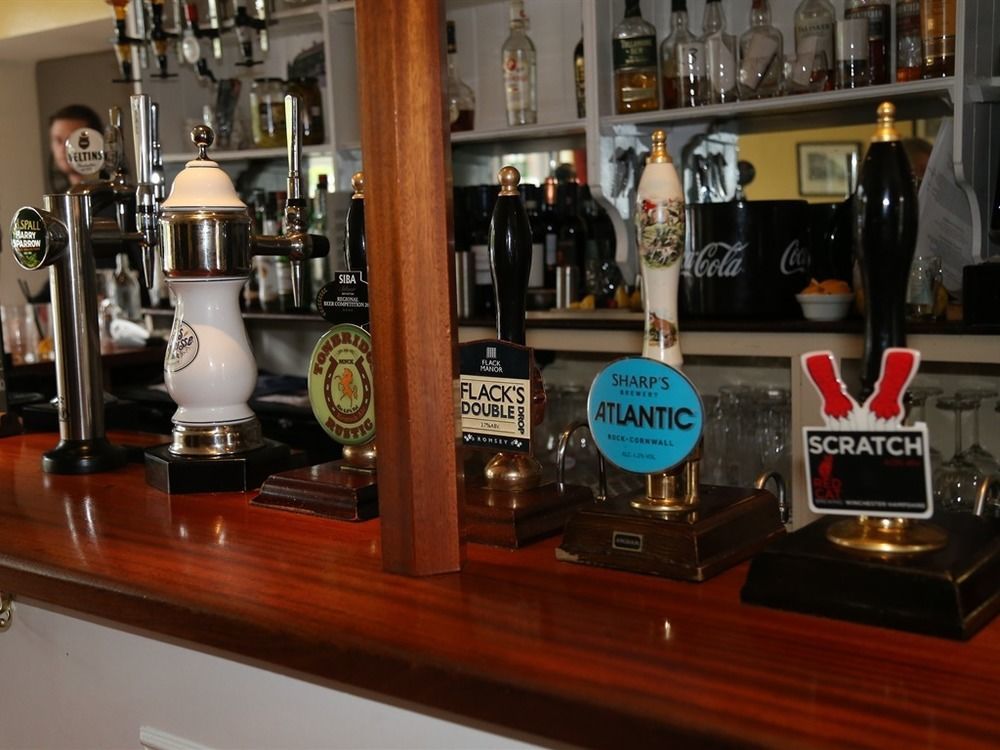 Hôtel The Northbrook Arms à Micheldever Extérieur photo